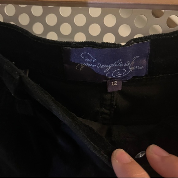 NYDJ The Marilyn Straight Leg Velvet Jeans Size 12 in Black Inseam 32” - Picture 16 of 17
